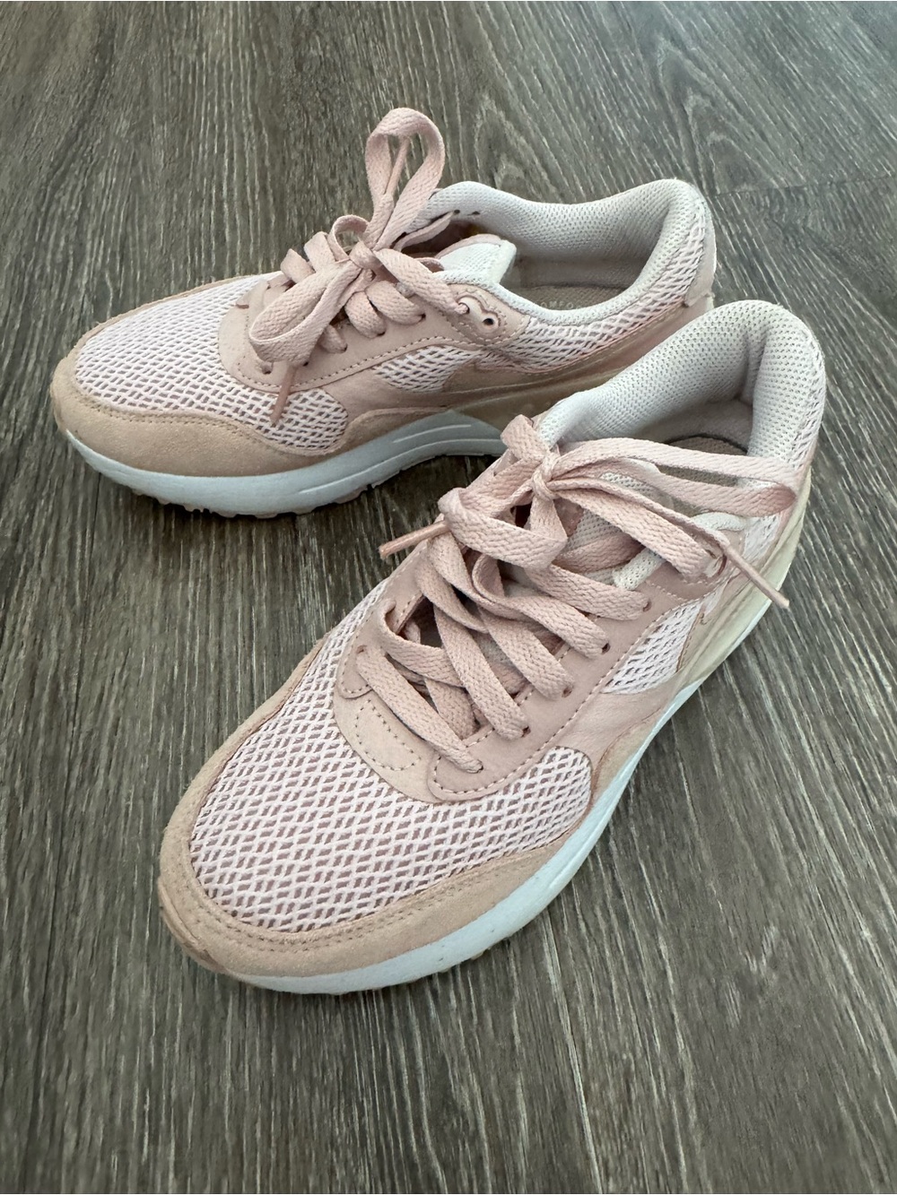 Nike Air Max Running Shoes - Picture 2 of 7